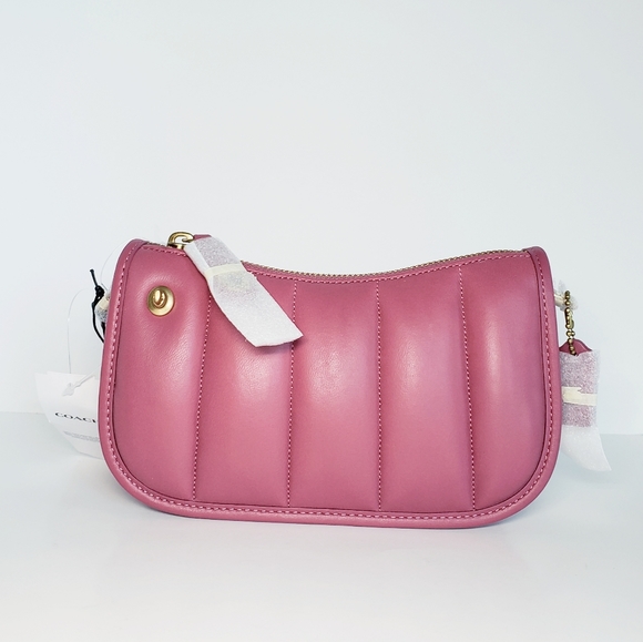 COACH | Quilted Swinger 20 Bag with Chain Strap - Picture 6 of 16